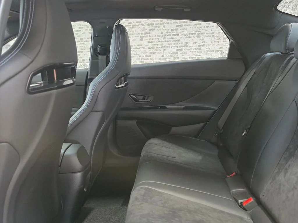 New 2026 Abyss Black Hyundai Base image 15