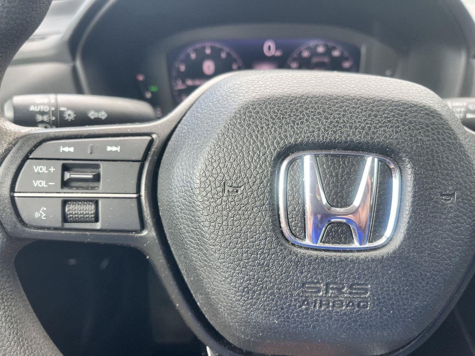 Used 2024 Platinum White Pearl Honda EX image 11