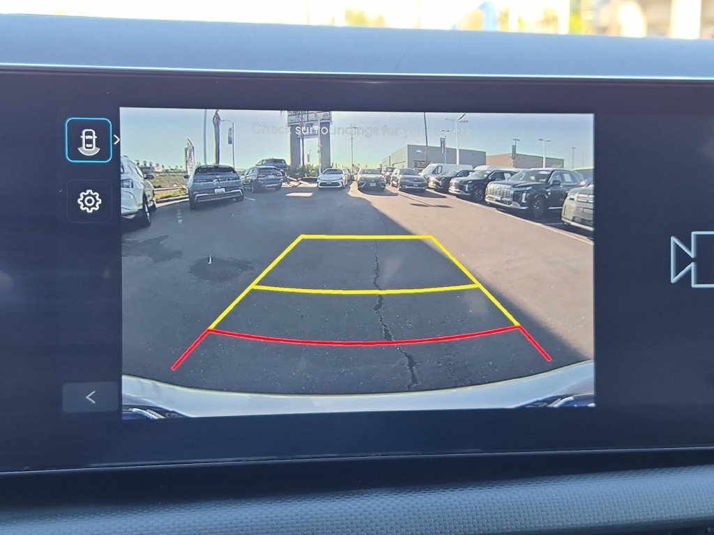 Used 2025 Silver Hyundai SEL image 23