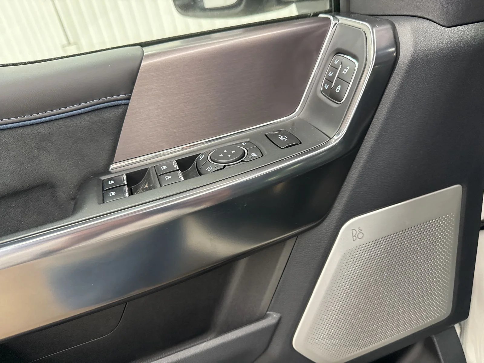 New 2026 Star White Metallic Tri-Coat Ford F-250® Platinum® image 14