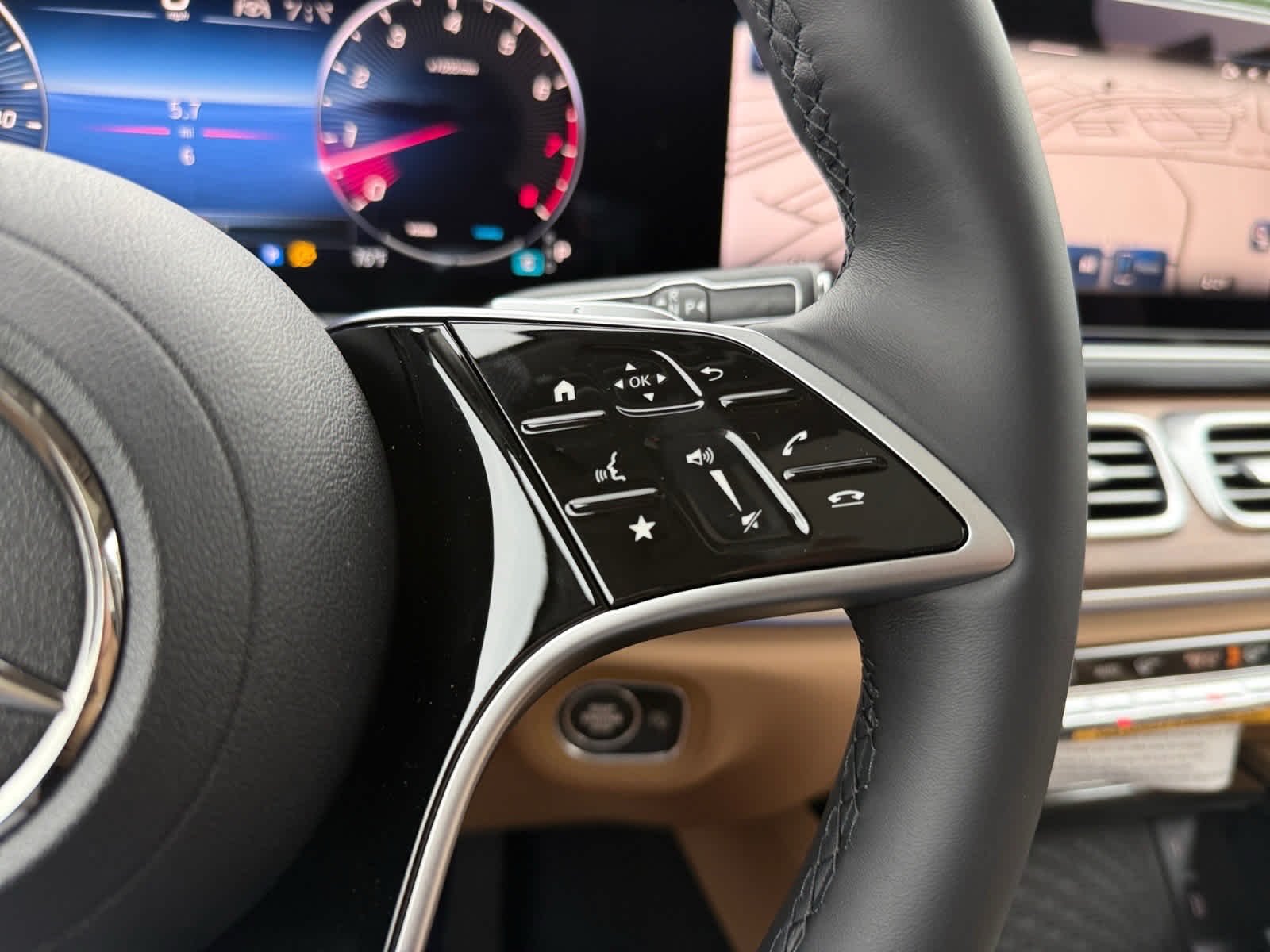 New 2026 MANUFAKTUR Alpine Grey Mercedes-Benz GLE 350 image 24