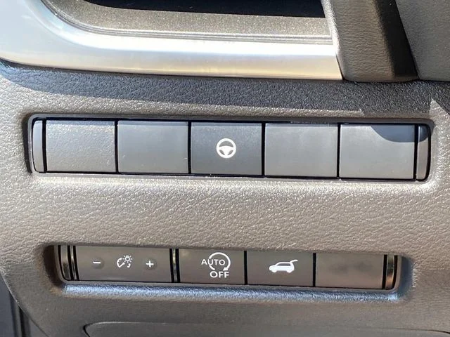 Used 2024 Gray Nissan SV image 20