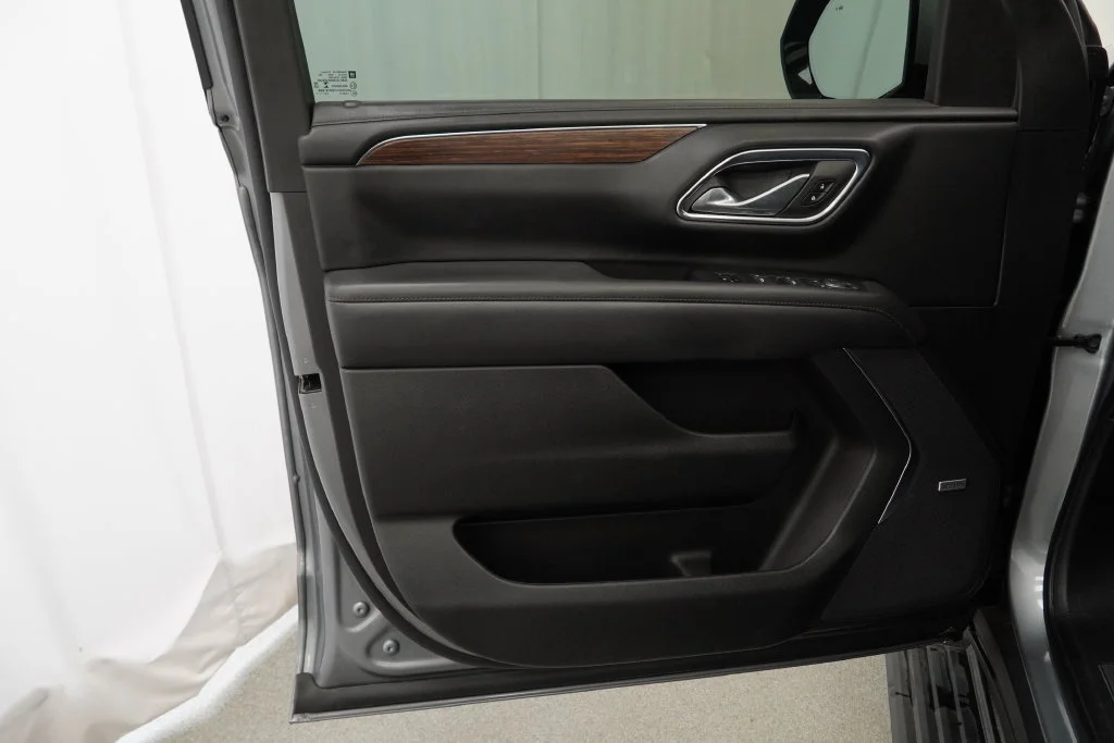 2023 Chevrolet Suburban High Country - Photo 25
