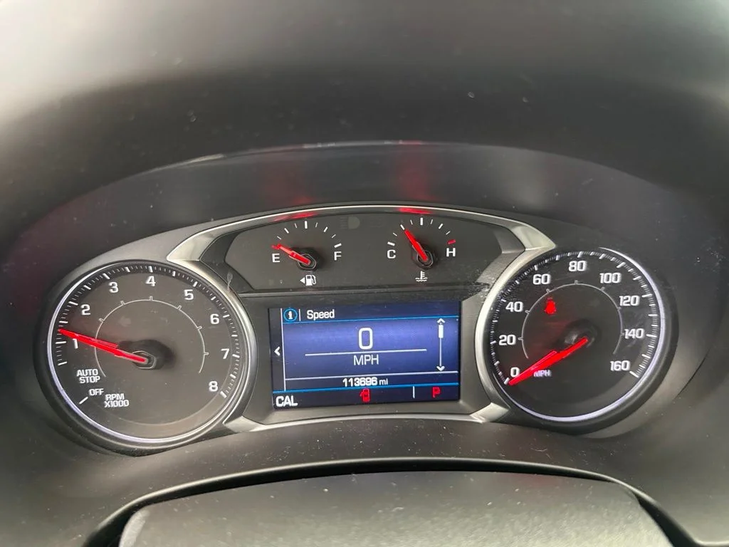 Used 2020 Summit White GMC SLE image 25