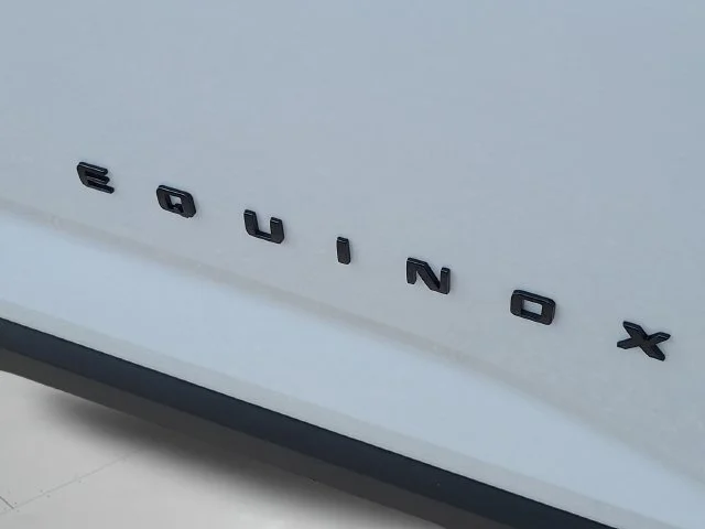 New 2027 Polar White Tricoat Chevrolet ACTIV image 35