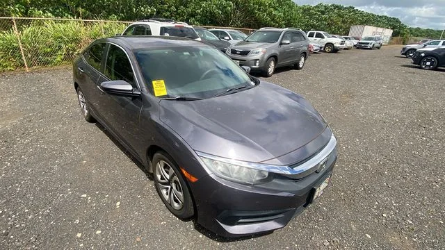 Used 2018 Gray Honda LX image 7