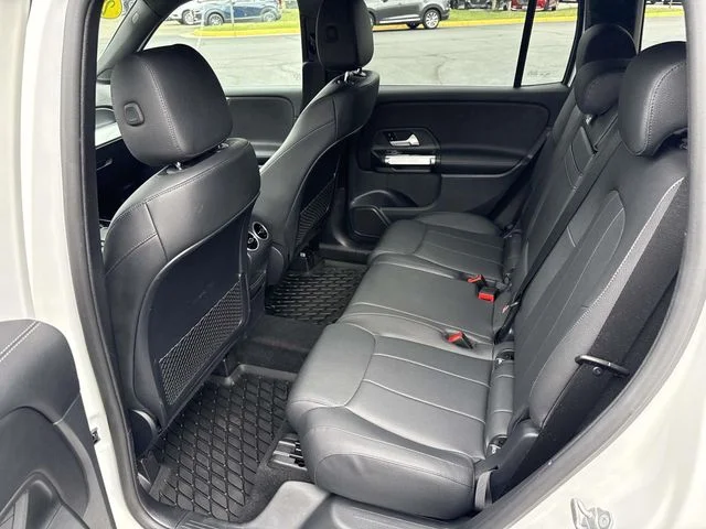 Used 2022  Mercedes-Benz GLB 250 image 15