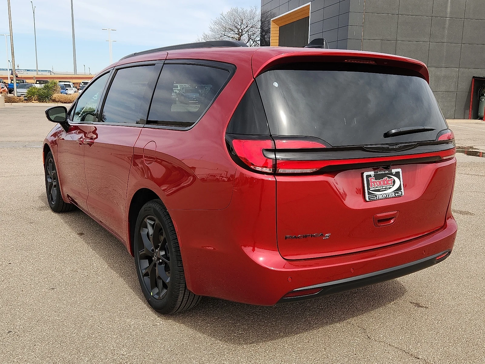New 2026 Red Hot Pearl-Coat  Paint Chrysler SELECT image 3