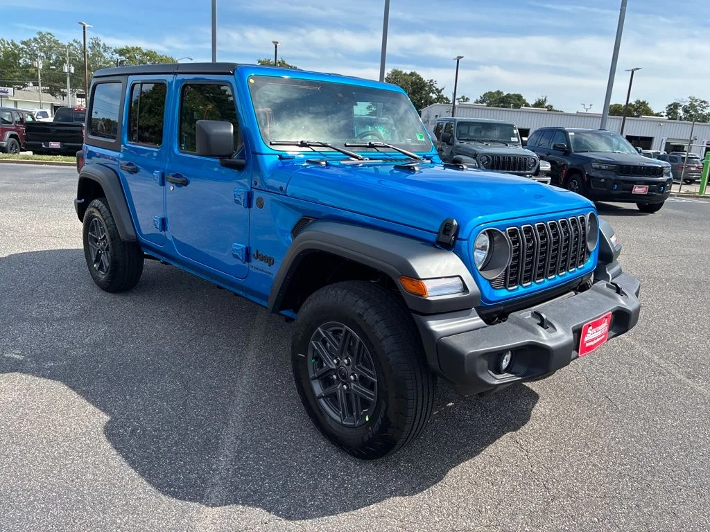 New 2025 Hydro Blue Pearl-Coat Exterior Paint Jeep Sport S image 9