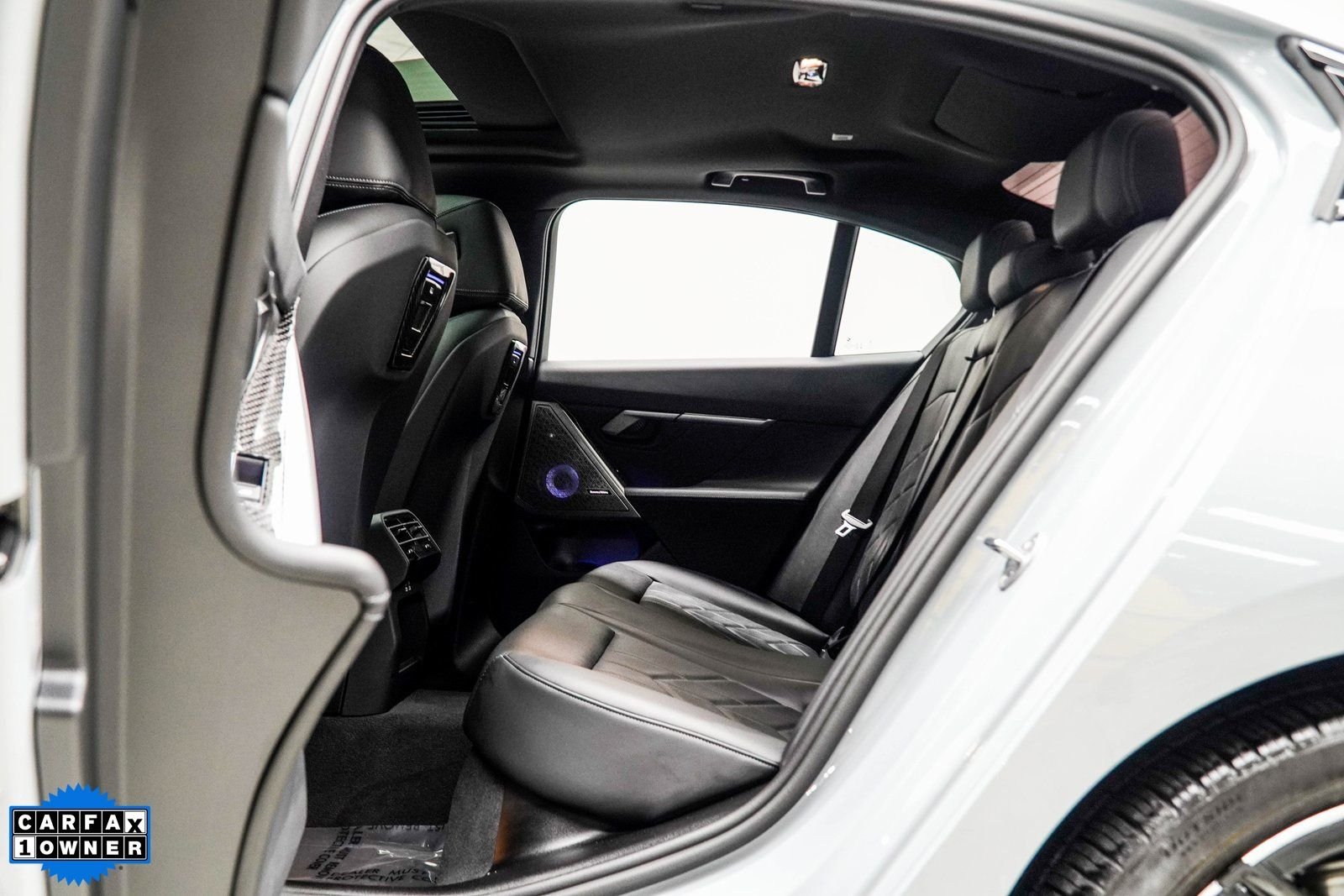Used 2025 Gray BMW M60 image 39