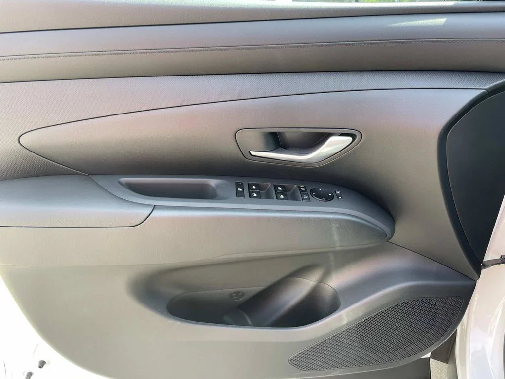 New 2026 White Hyundai SEL image 17