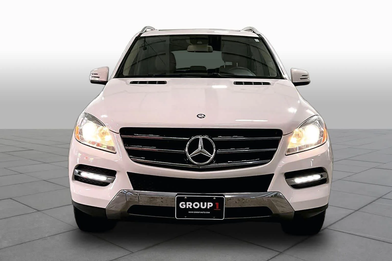 Used 2015 Polar White Mercedes-Benz ML 350 image 4
