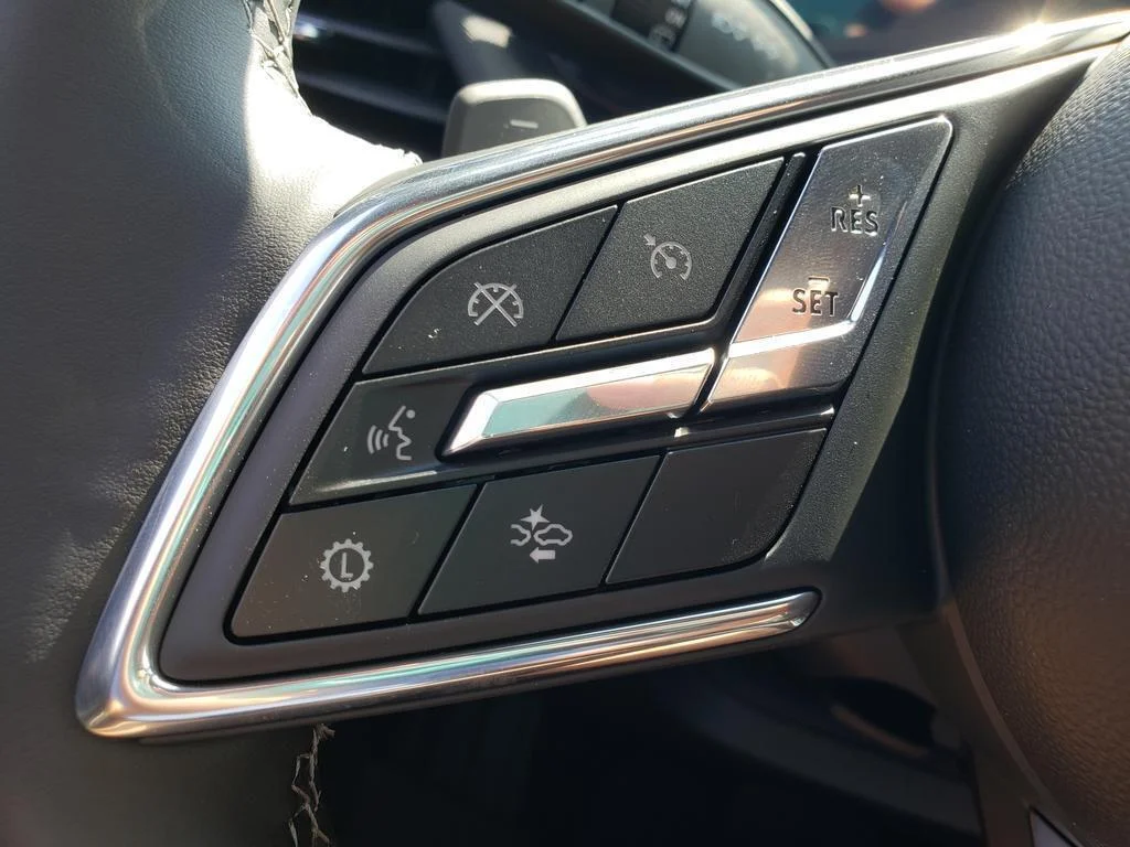 New 2026 Summit White Buick Preferred image 19