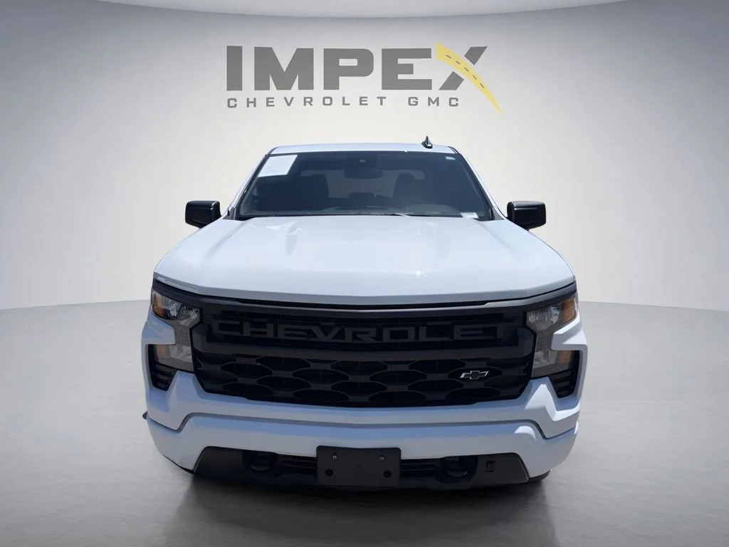 Used 2024 Summit White Chevrolet Custom image 8