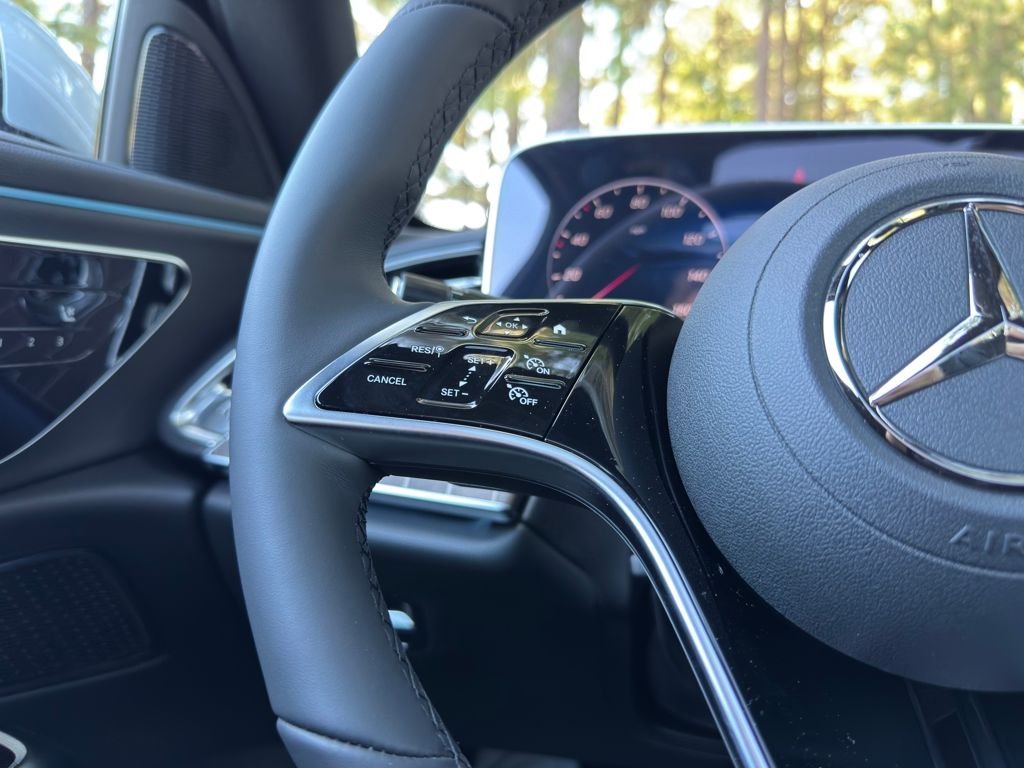 2026 Mercedes-Benz E-Class E350 - Photo 23