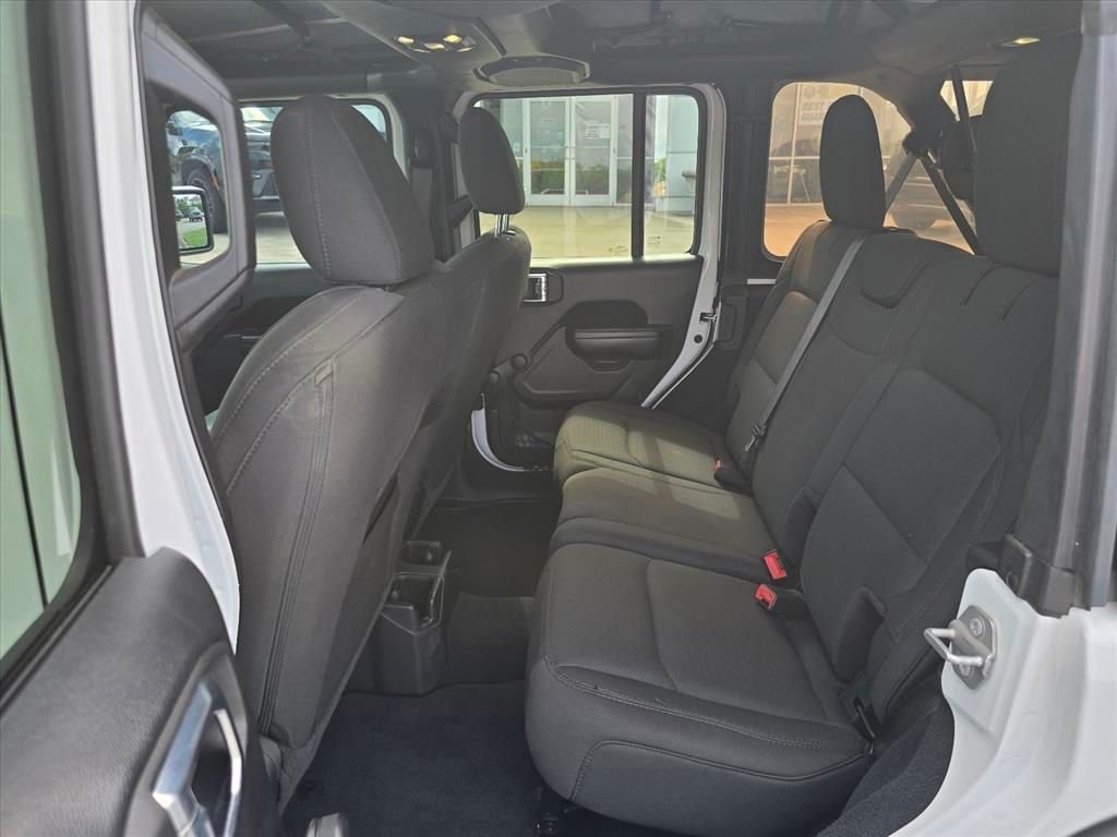 Used 2021 White Jeep Unlimited Willys image 12