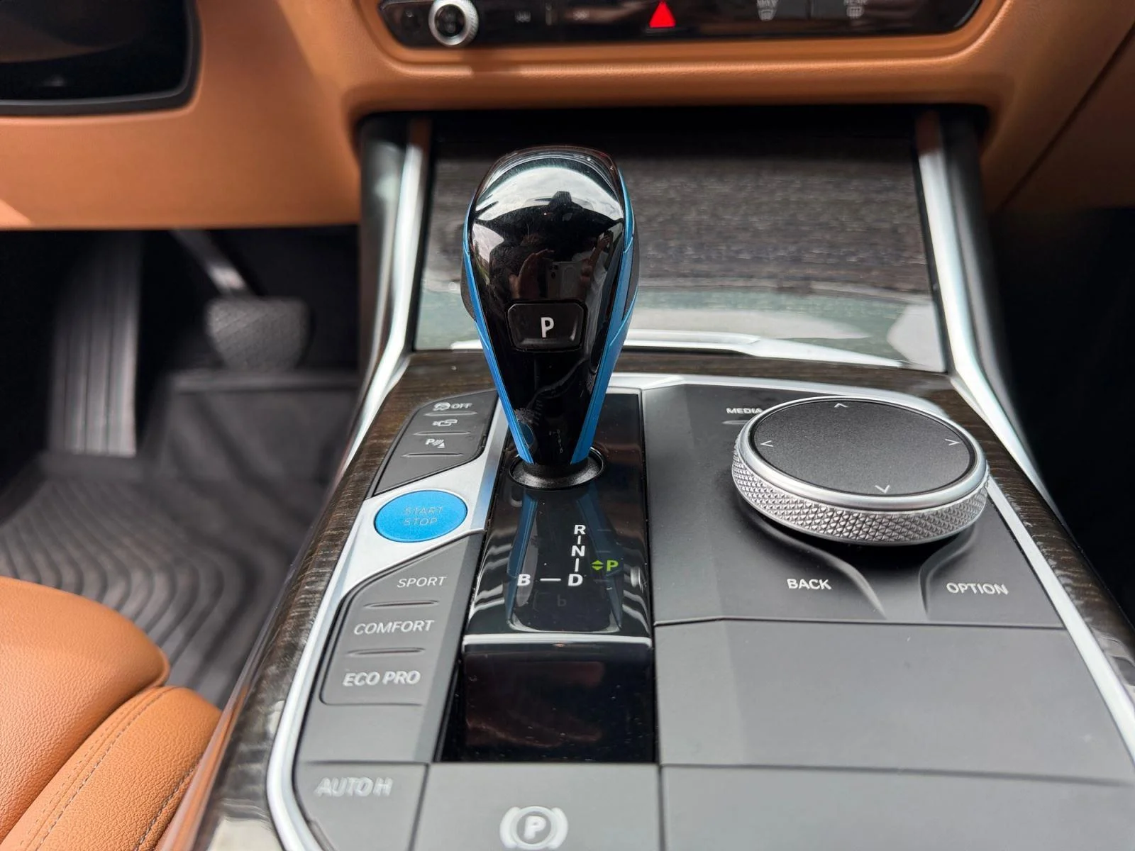 Used 2023 Tanzanite Blue II Metallic BMW eDrive35 image 28