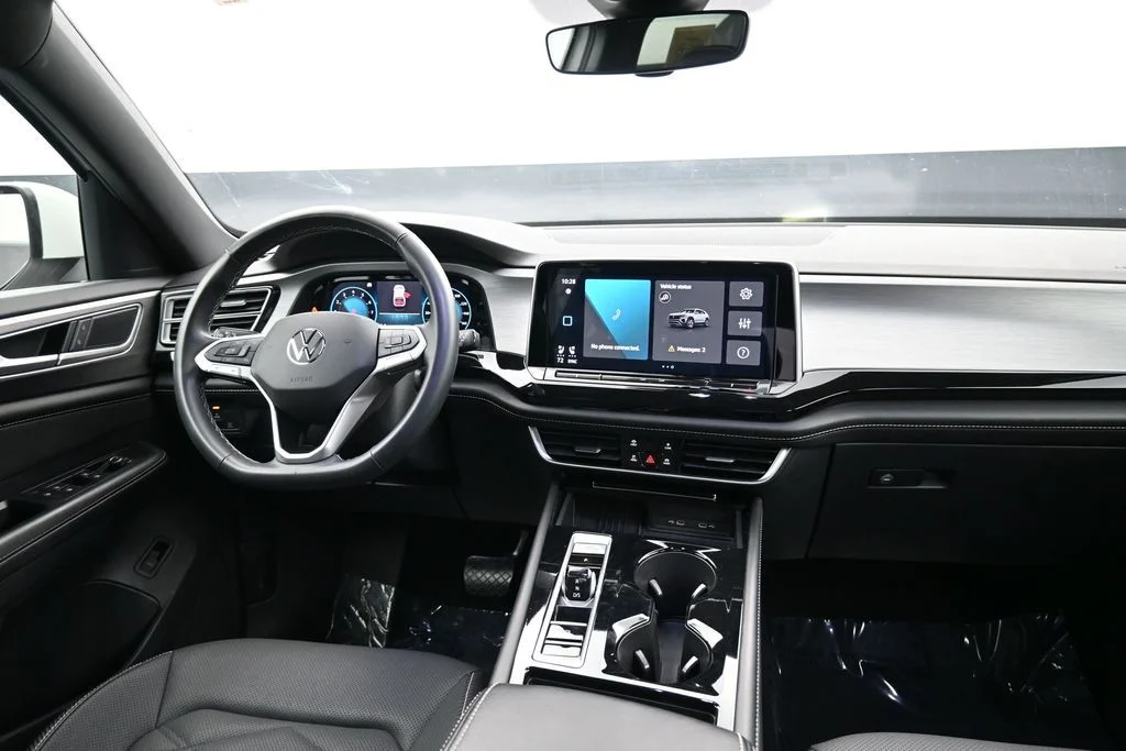 2025 Volkswagen Atlas Cross Sport SE w/Tech - Photo 16