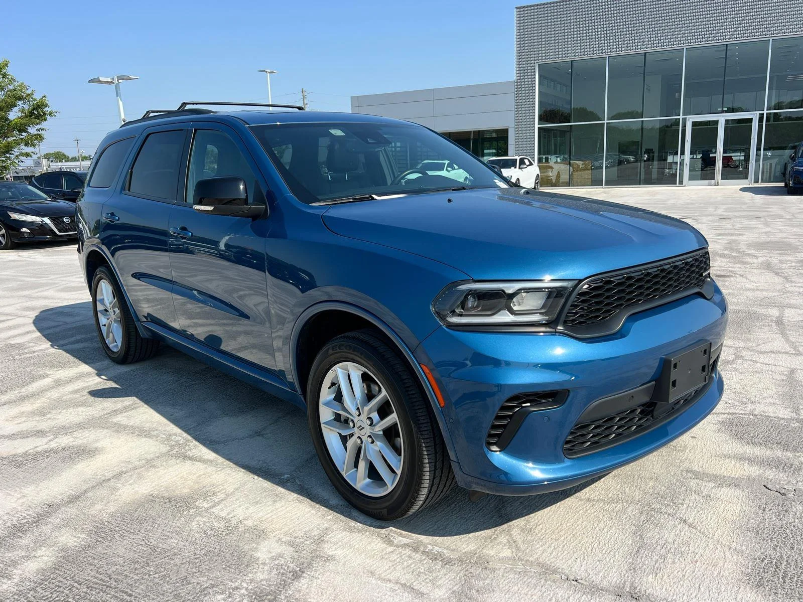 Used 2025 Frostbite Pearlcoat Dodge GT Plus image 3