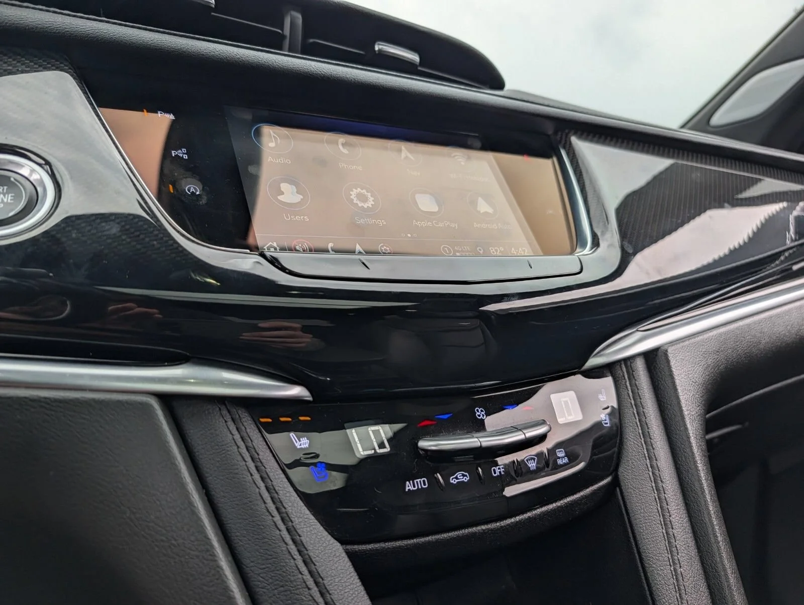 2024 Cadillac XT6 Sport - Photo 6