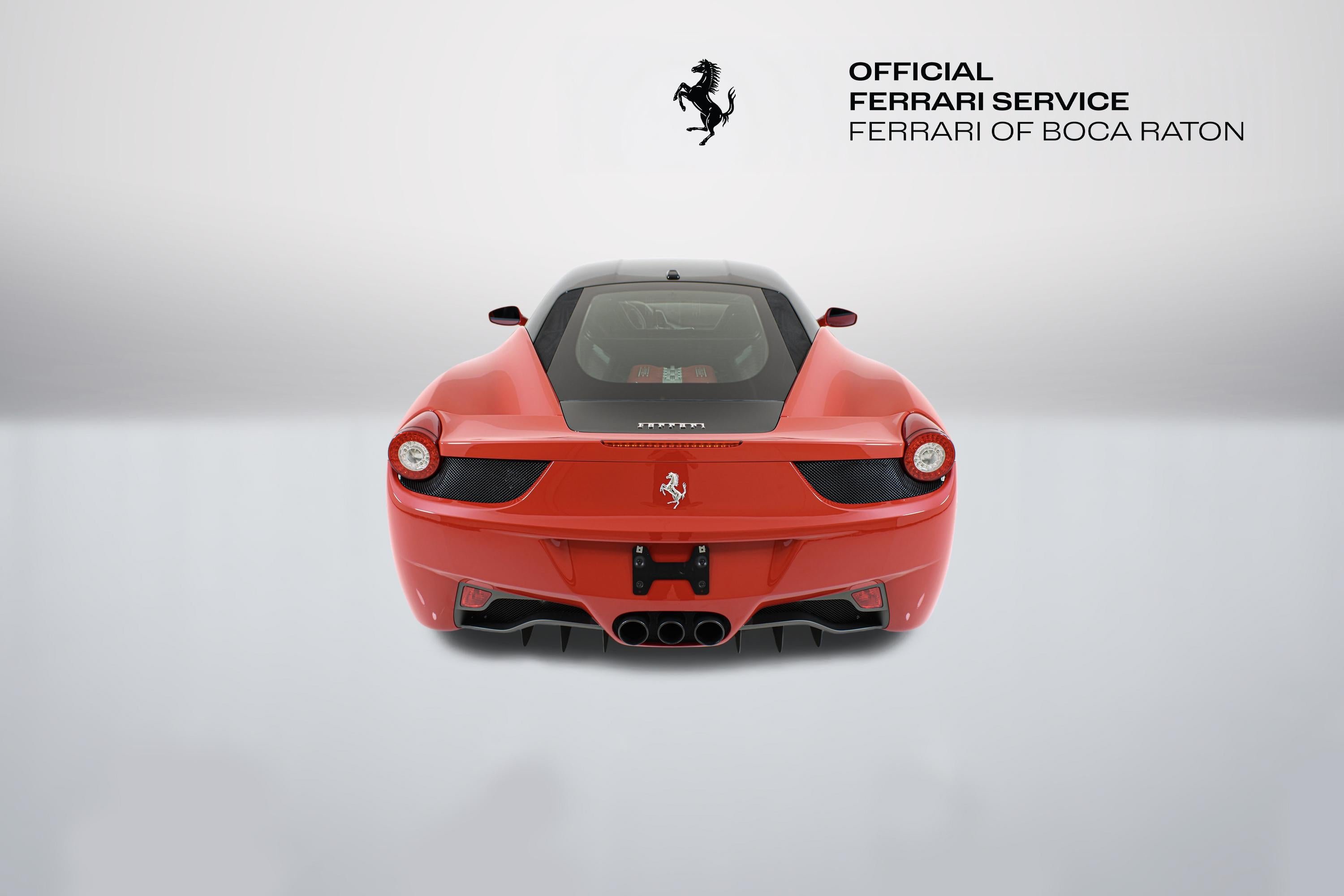 Used 2015 Red Ferrari  image 24