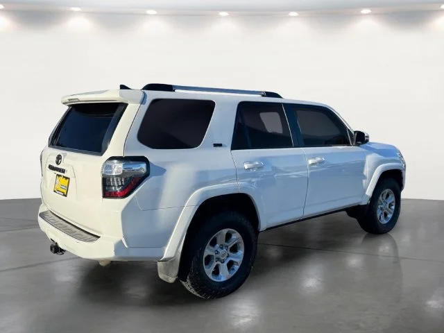 Used 2019 White Toyota SR5 Premium image 4
