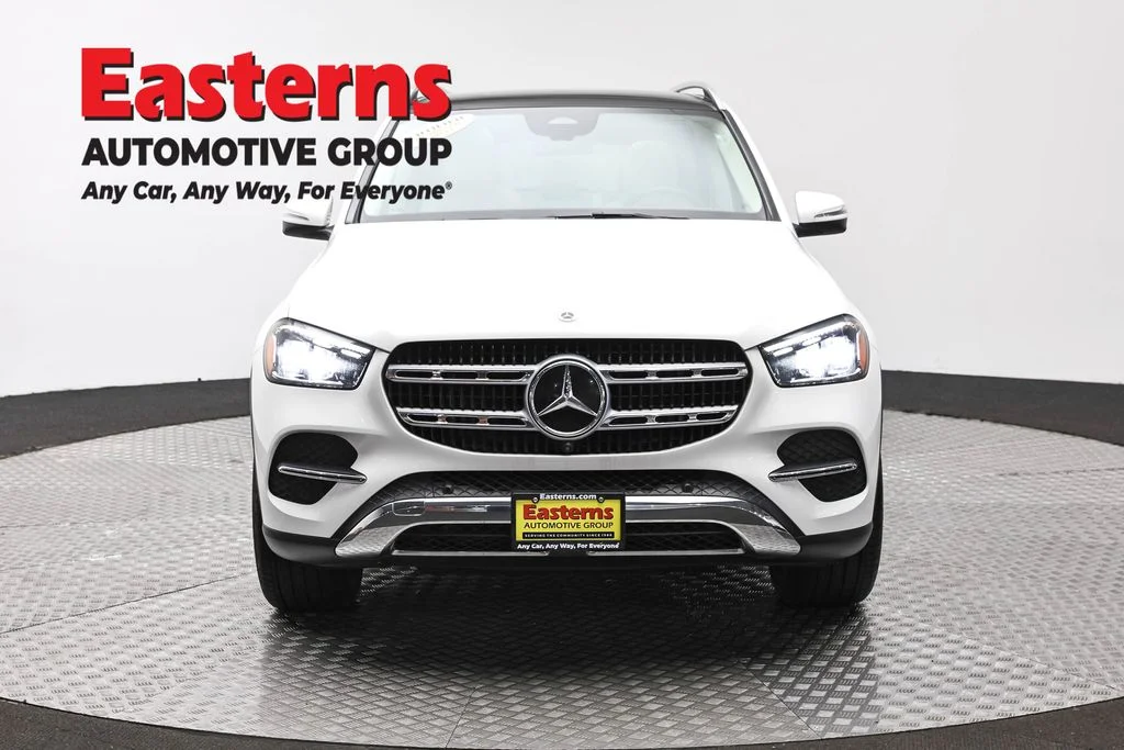 Used 2025 White Mercedes-Benz GLE 450e image 2