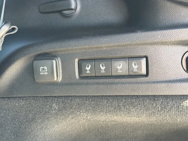 Used 2023 Black Jeep Overland image 44