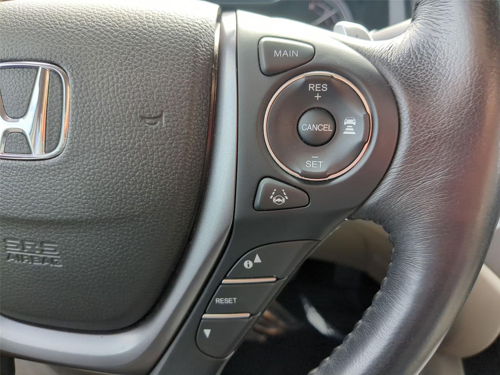 Used 2023 Platinum White Pearl Honda RTL-E image 17