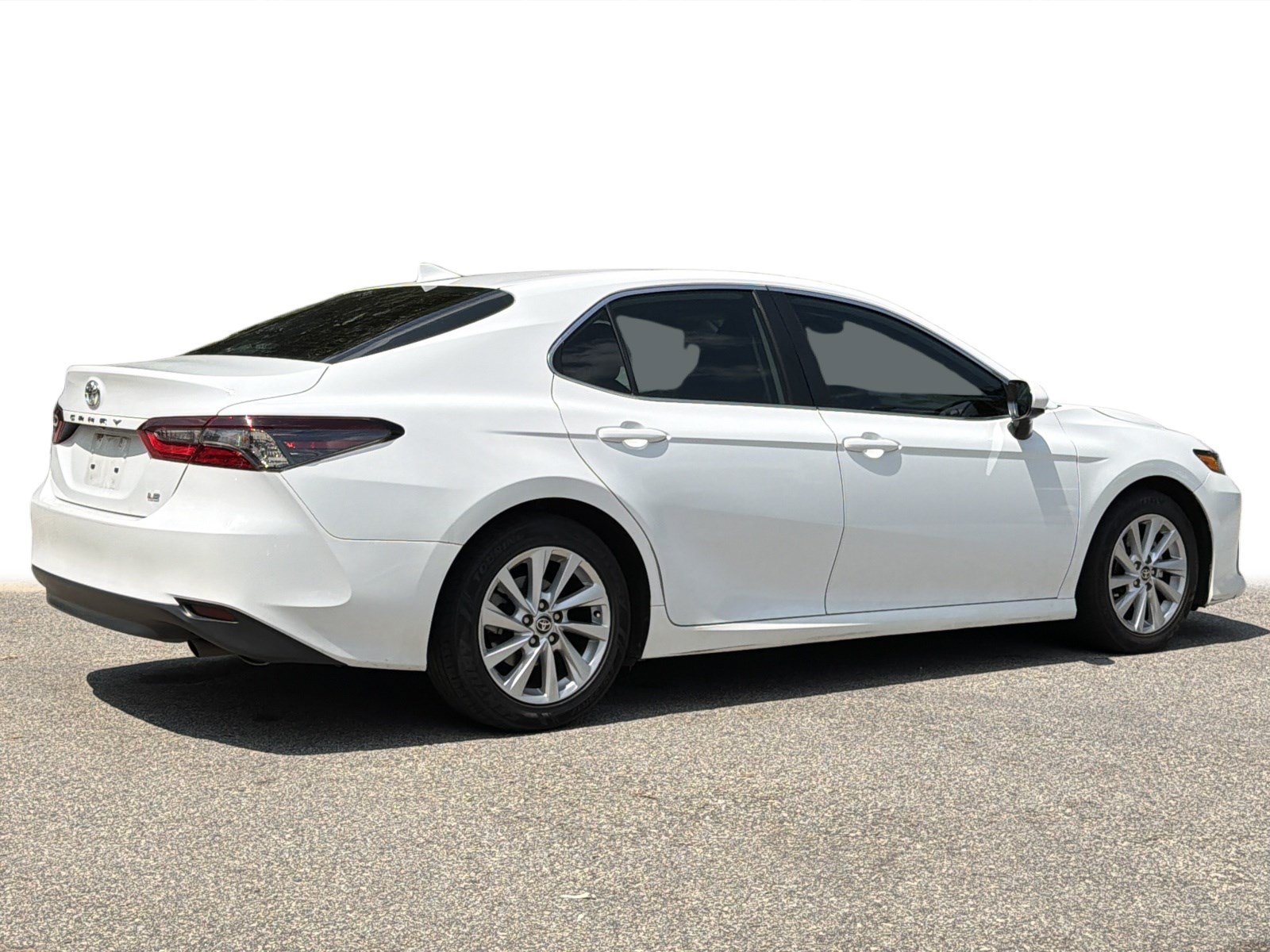 Used 2024 Ice Toyota LE image 26