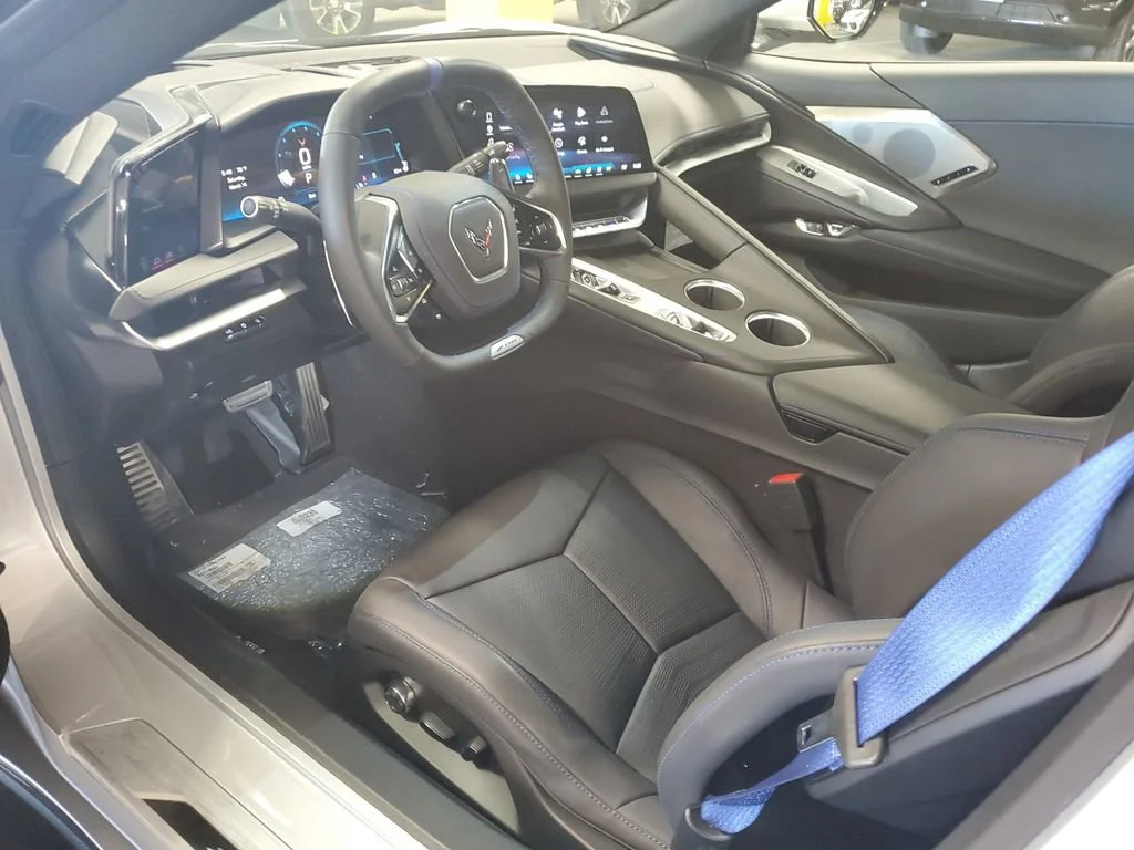 2026 Chevrolet Corvette 2LZ - Photo 13