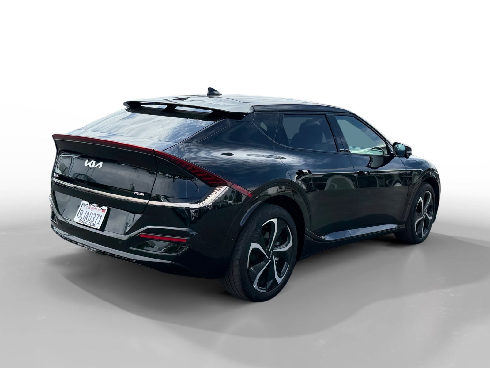 Used 2023 Aurora Black Kia GT-Line image 5