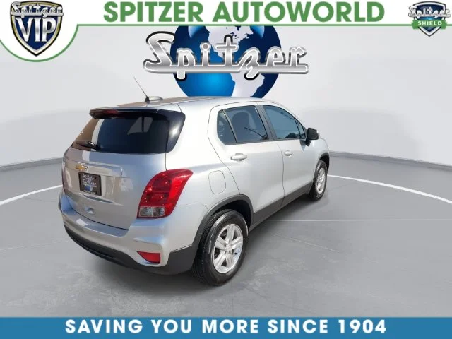 Used 2017 Silver Chevrolet LS image 14