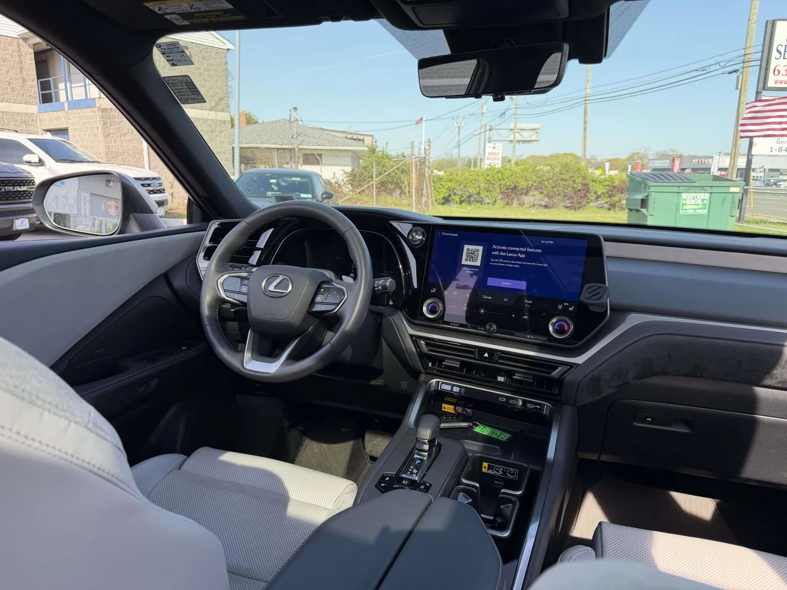 2025 Lexus TX Luxury - Photo 17