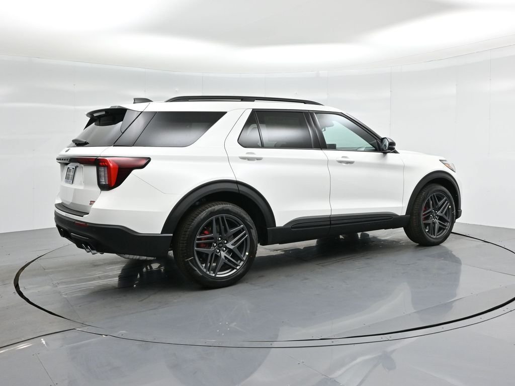 New 2025 Star White Metallic Tri-Coat Ford ST image 33