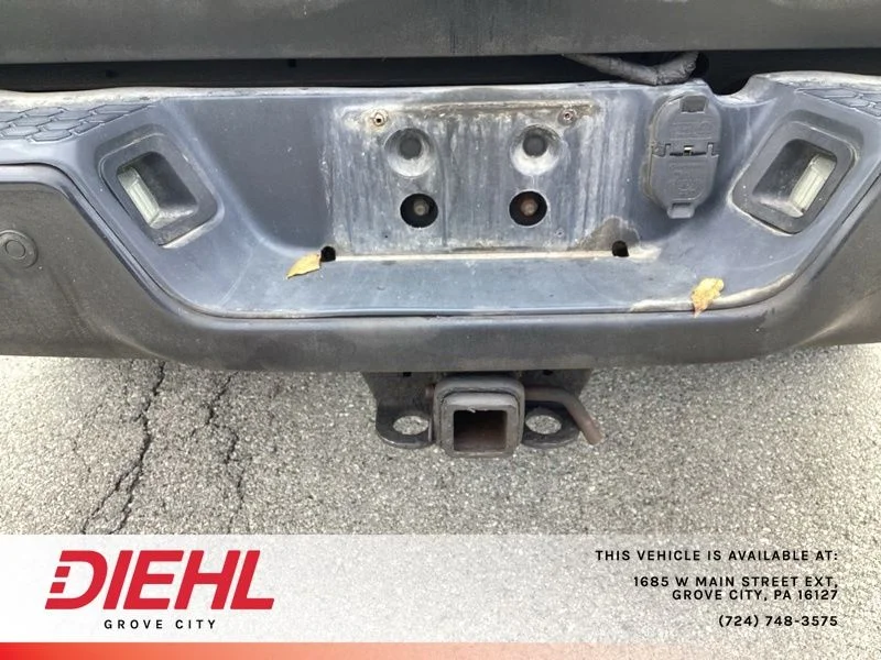 Used 2018 Black Ram Laramie Longhorn image 13