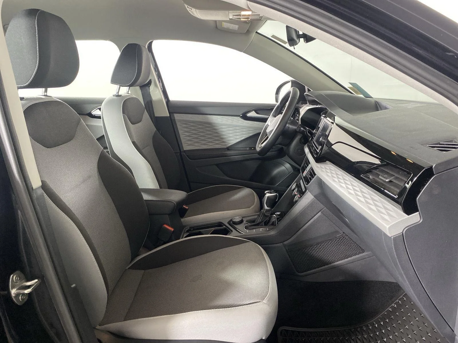 Used 2024 Deep Black Pearl Volkswagen S image 22