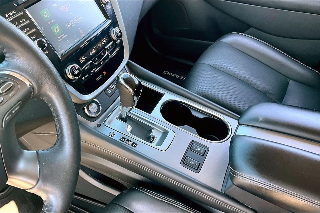 Used 2021 White Nissan SL image 14