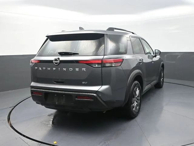 Used 2024 Gray Nissan SV image 8