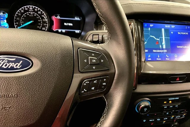 Used 2021 Shadow Black Metallic Ford Lariat image 28