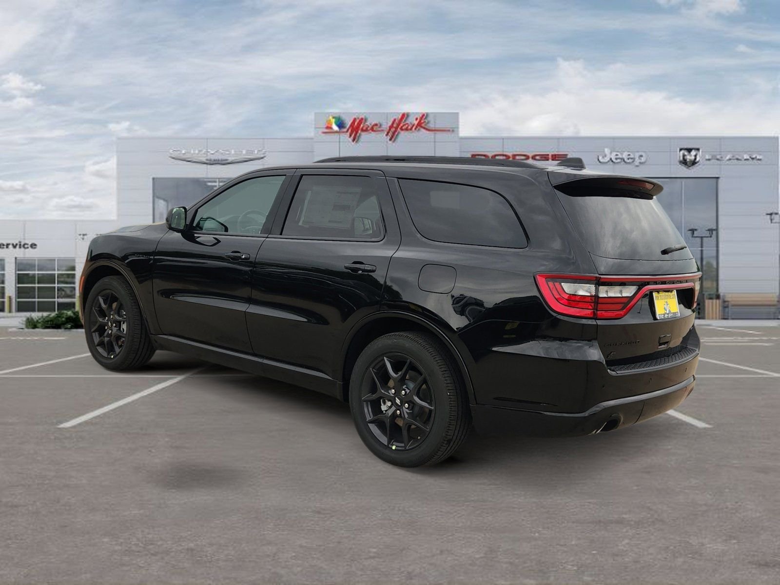 New 2026 Diamond Black Clear-Coat Exterior Paint Dodge GT HEMI V8 image 3
