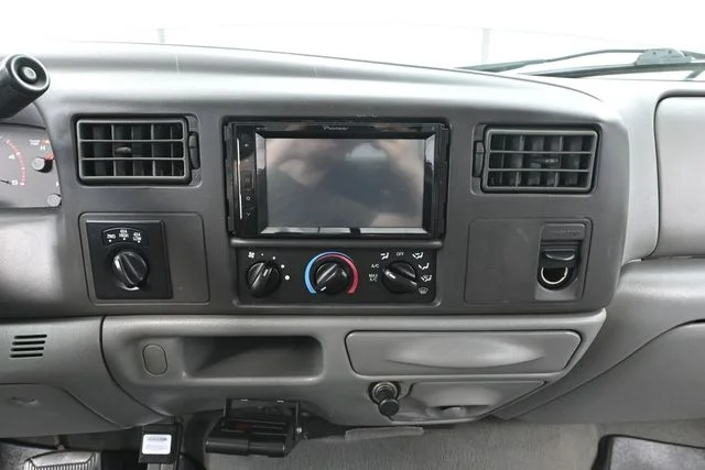 2002 Ford F-250 Super Duty XLT - Photo 28