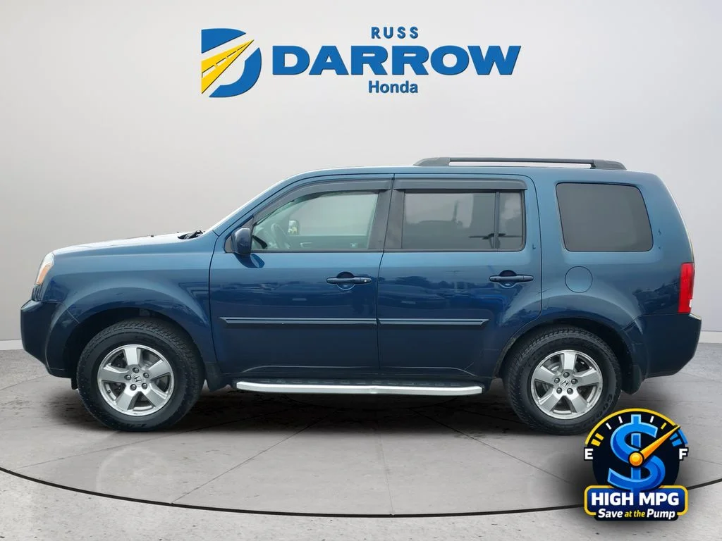 Used 2010 Honda Pilot EX with VIN 5FNYF4H49AB006575 for sale in Milwaukee, WI