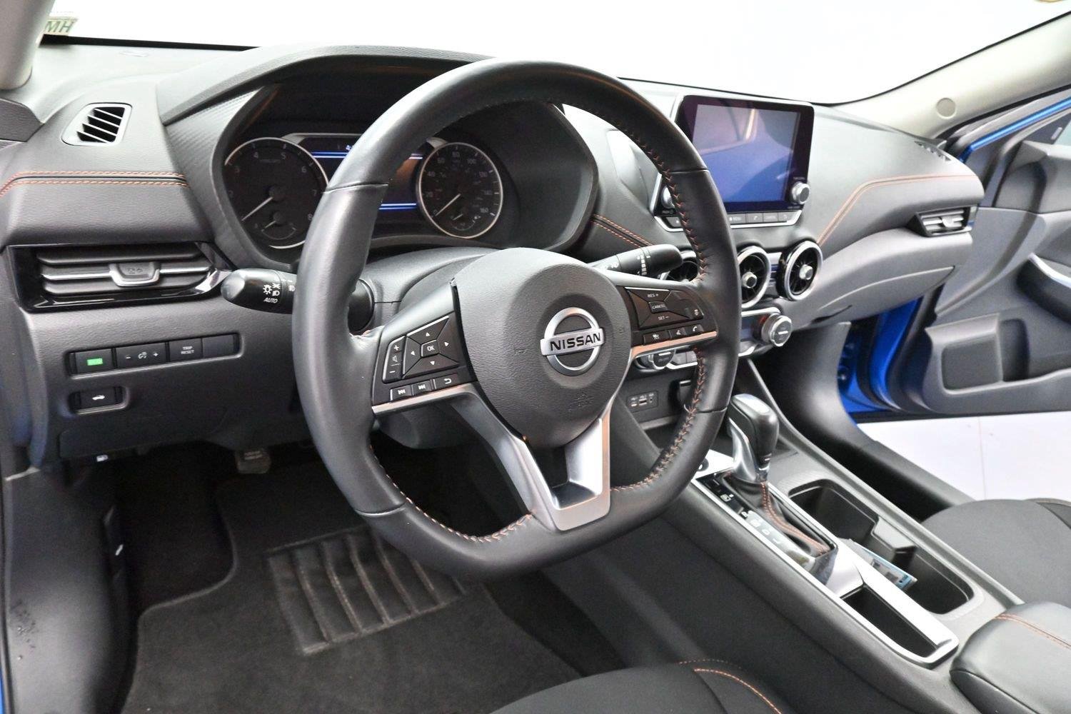 Used 2023 Electric Blue Metallic/Super Black Nissan SR image 14