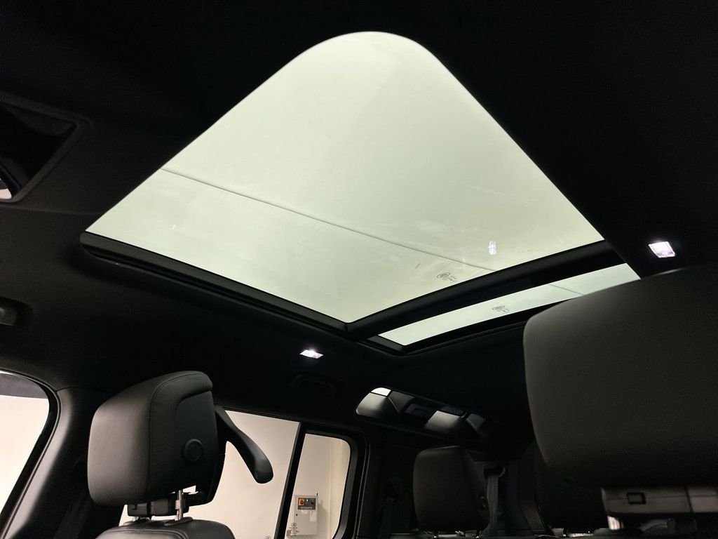 New 2026 Gondwana Stone Land Rover X-Dynamic SE image 19