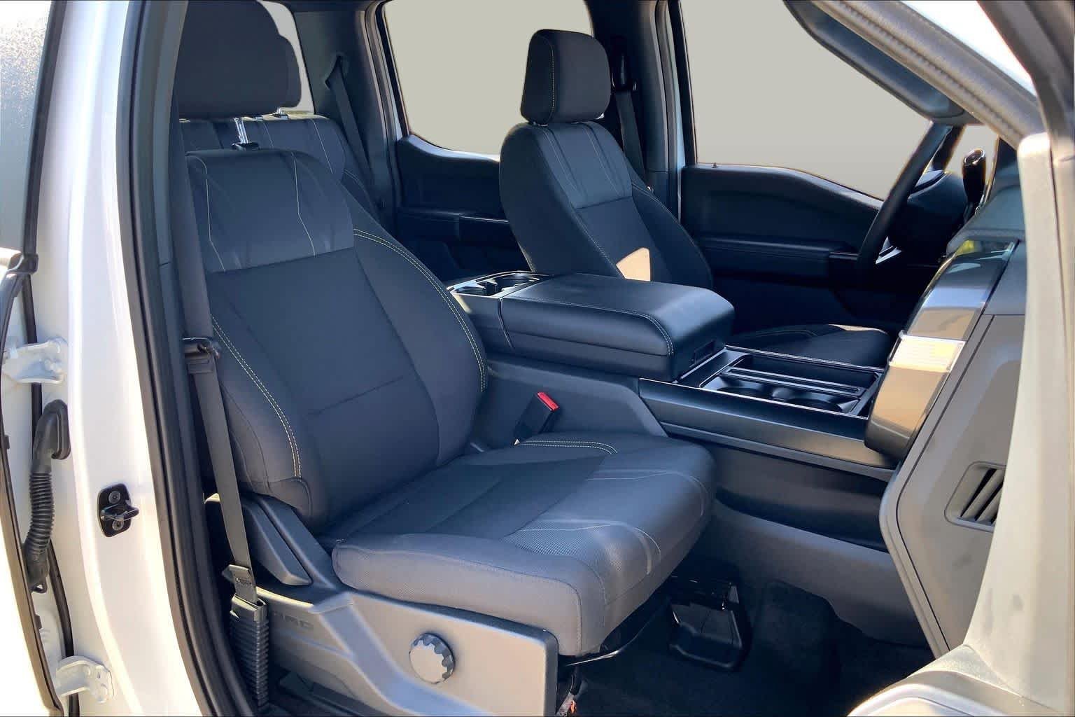 Used 2025 Oxford White Ford STX image 9