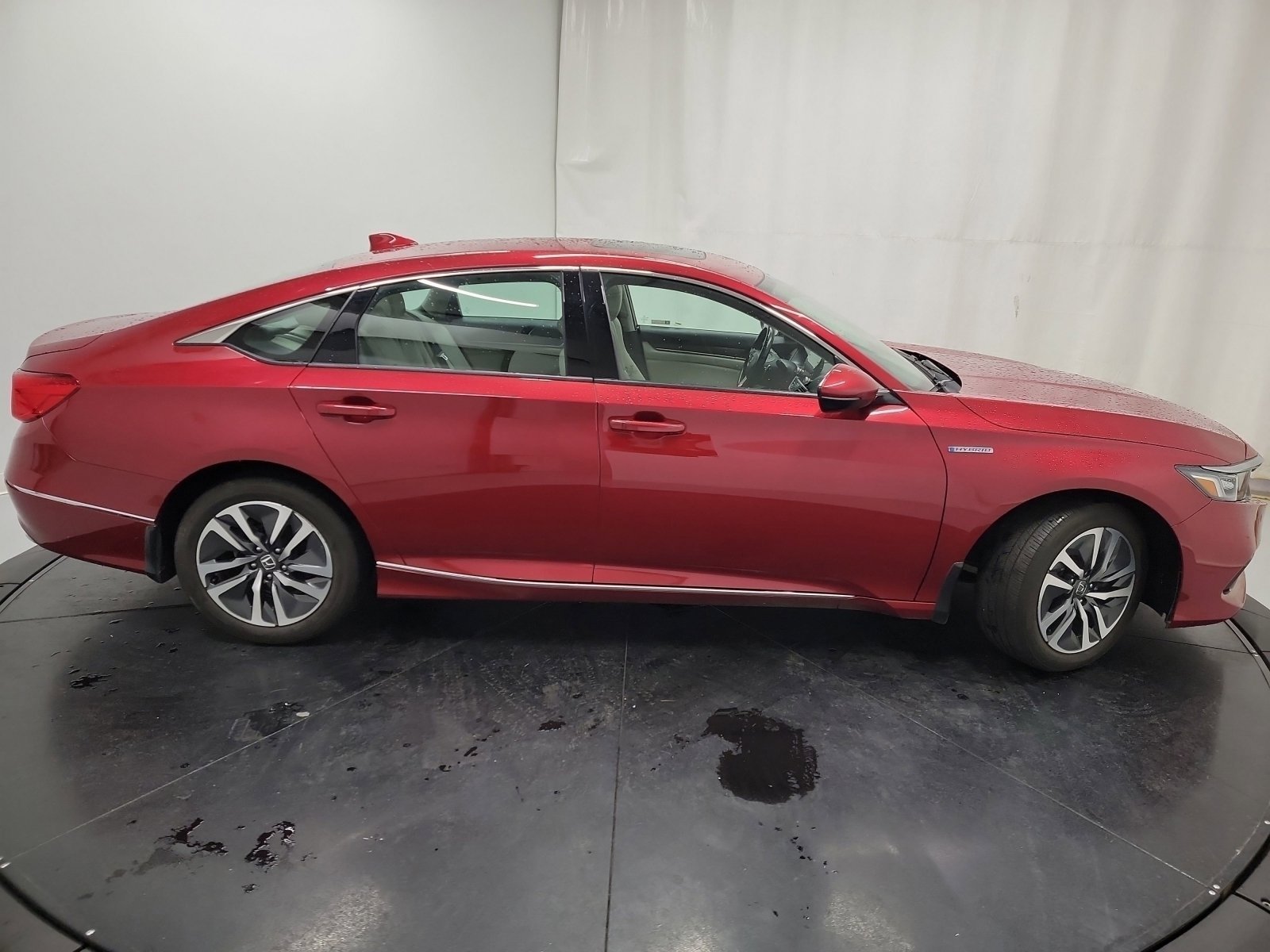 Used 2021 Radiant Red Metallic Honda EX-L image 9