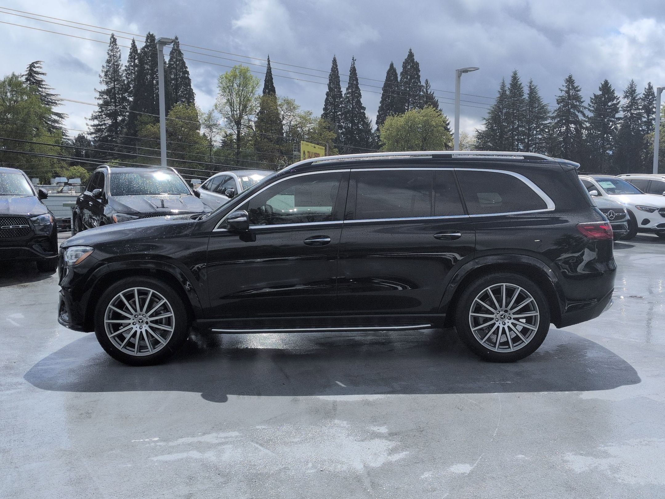 New 2026 Obsidian Black Metallic Mercedes-Benz GLS 580 image 43