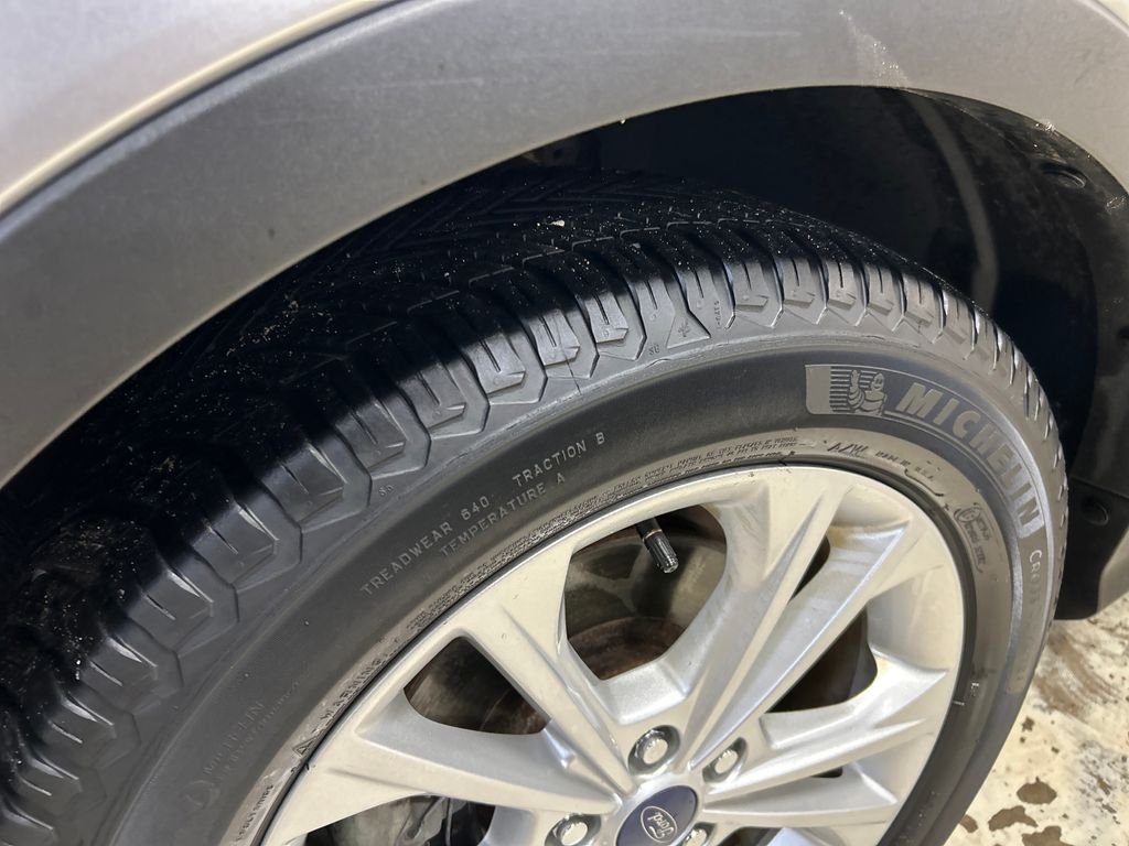 Used 2017 Silver Ford S image 12
