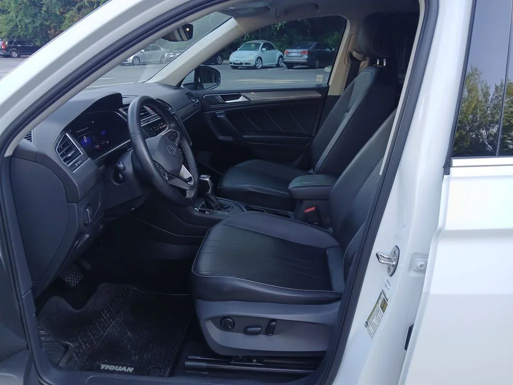 Used 2022 White Volkswagen 2.0T SE image 9